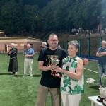 La presidentessa del Montecassiano Francesca Baldoni premia l'United Civitanova sesta (assente, ritira il premio il presidente della Treiese Rodolfo Buccolini)